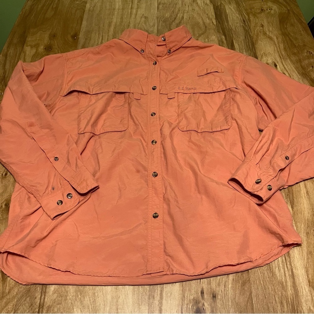 3/$40 LL Bean Fishing Outdoor Button Down Shirt Womens Size Large Peach Vented